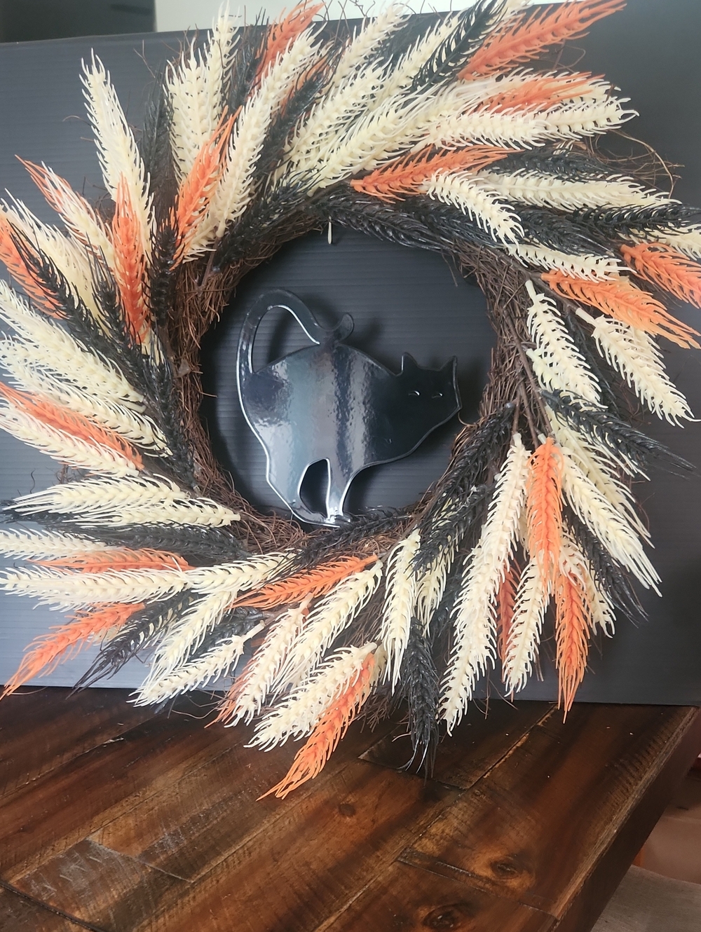 Autumn Wreath w/Cat